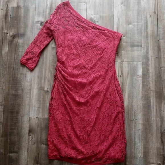 Max & Cleo one sleeve lacy dress, Size 12 - Picture 1 of 2